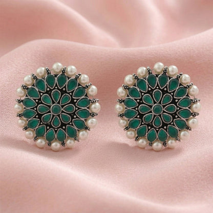 Desi Diva stud earring (Green)