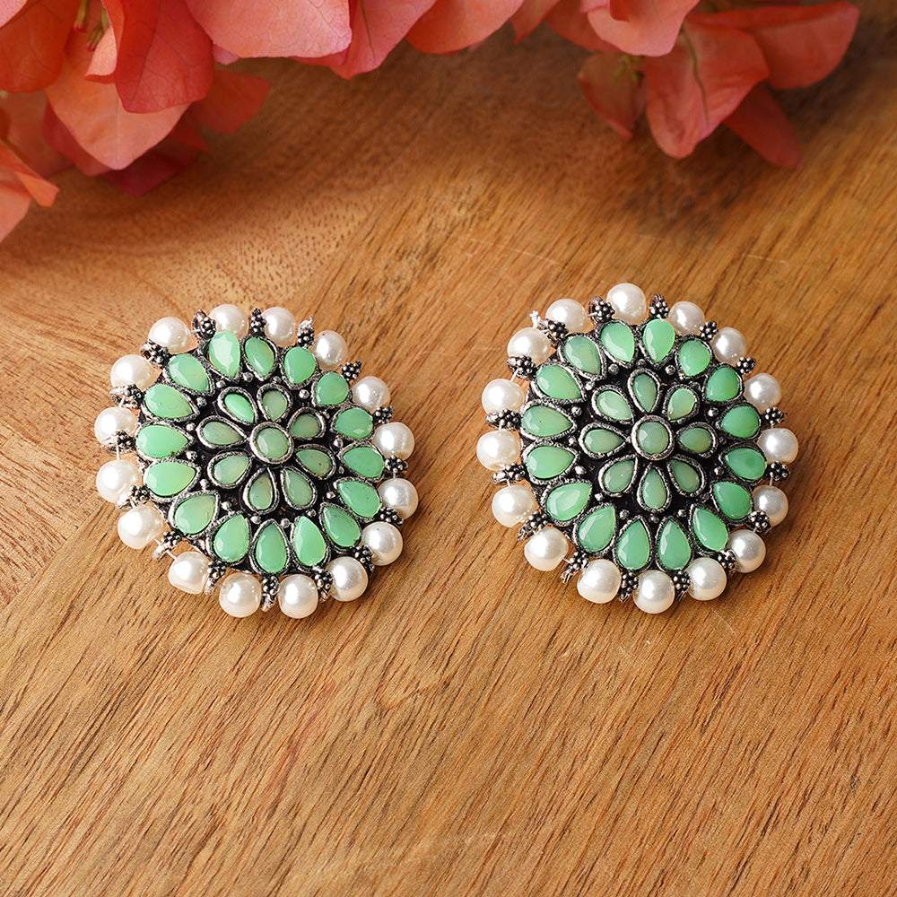 Desi Diva stud earring (Pista)