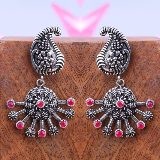 Rays and Paisley dangler earring (Red)