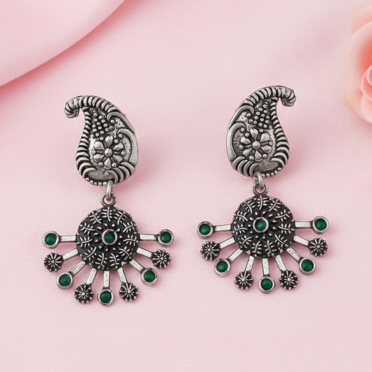 Rays and Paisley dangler earring (Green)