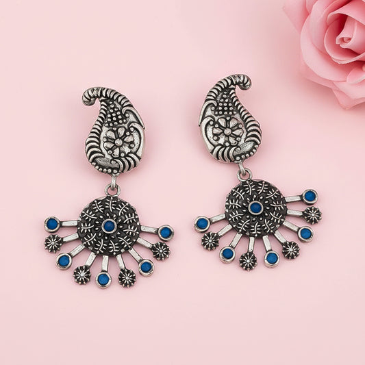 Rays and Paisley dangler earring (Blue)