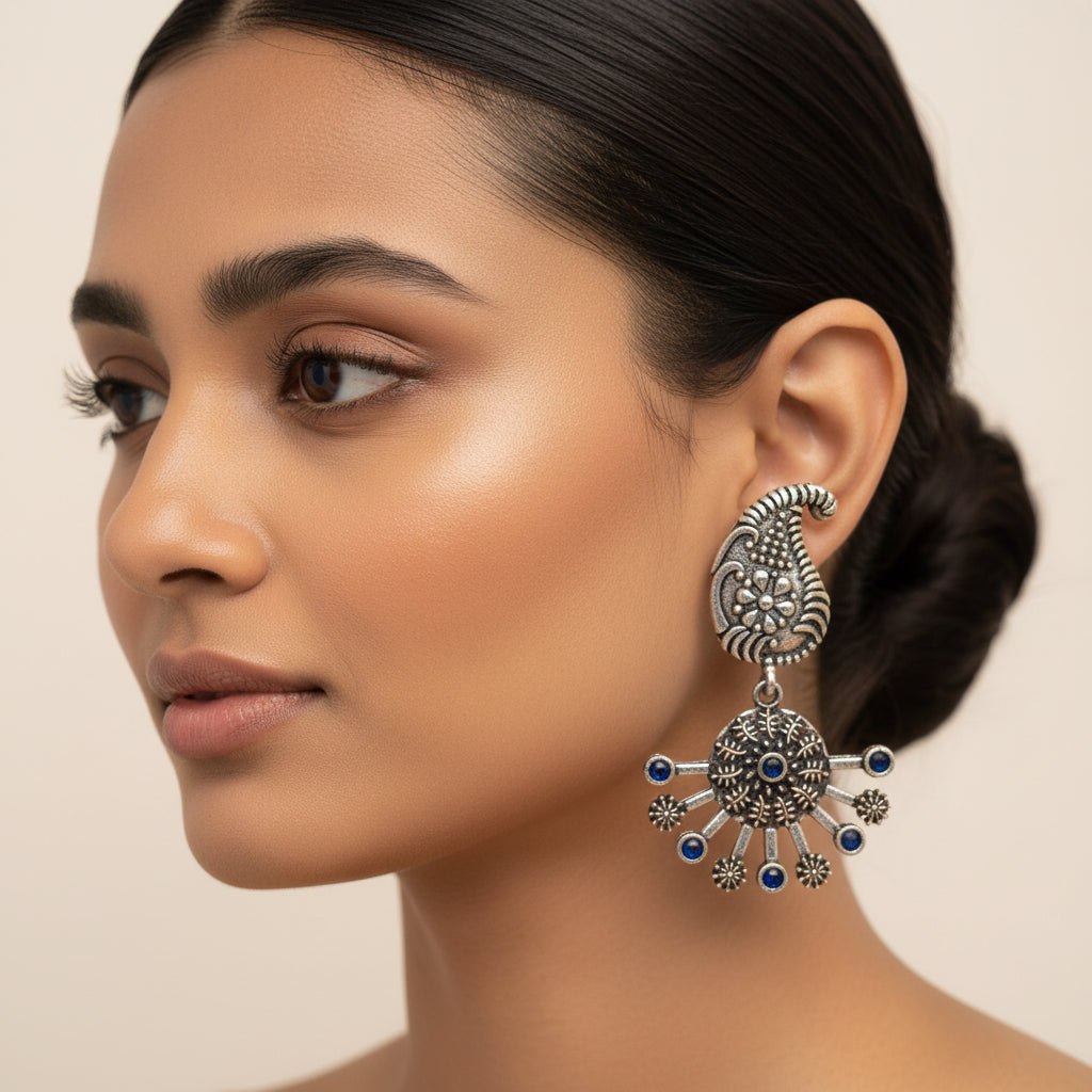 Rays and Paisley dangler earring (Blue)