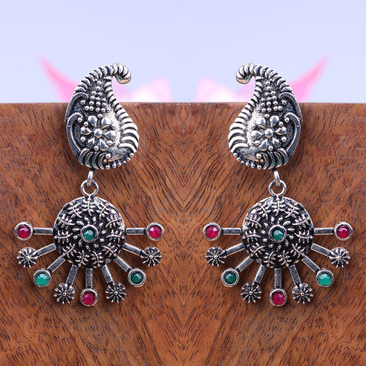 Rays and Paisley dangler earring (Multicolored)