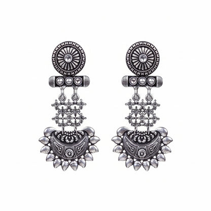 Enchanted Swing dangler earring (White)
