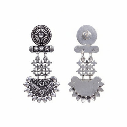 Enchanted Swing dangler earring (White)