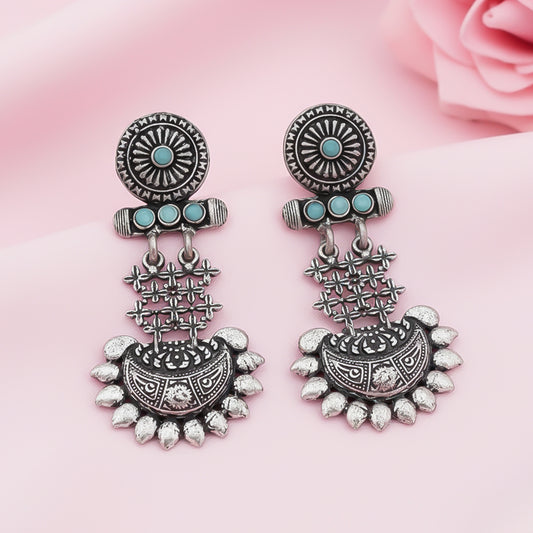 Enchanted Swing dangler earring (Mint)