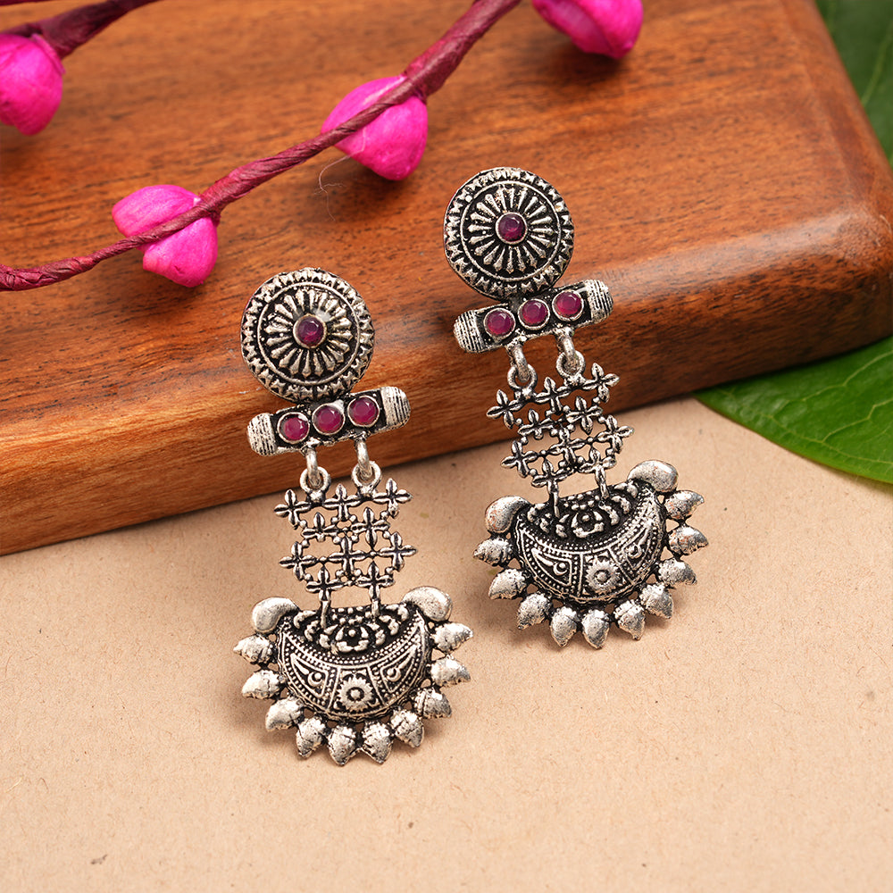 Enchanted Swing dangler earring (Red)