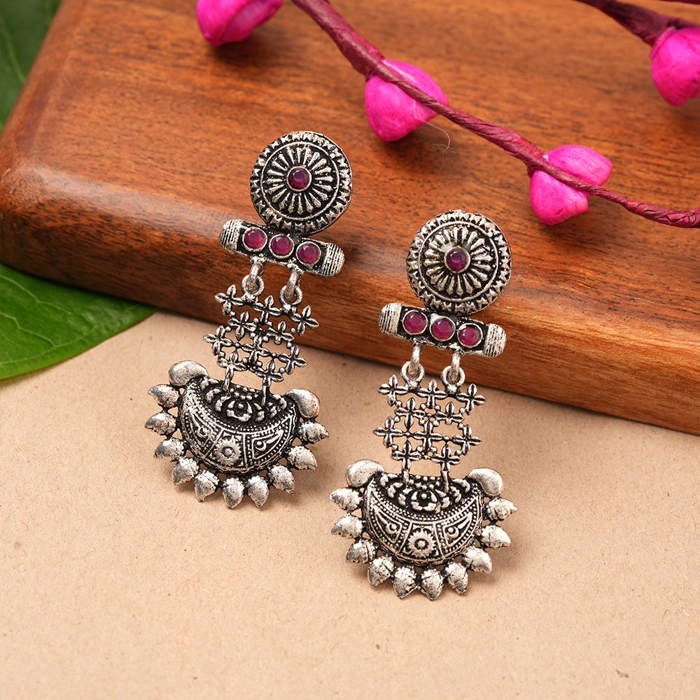 Enchanted Swing dangler earring (Red)