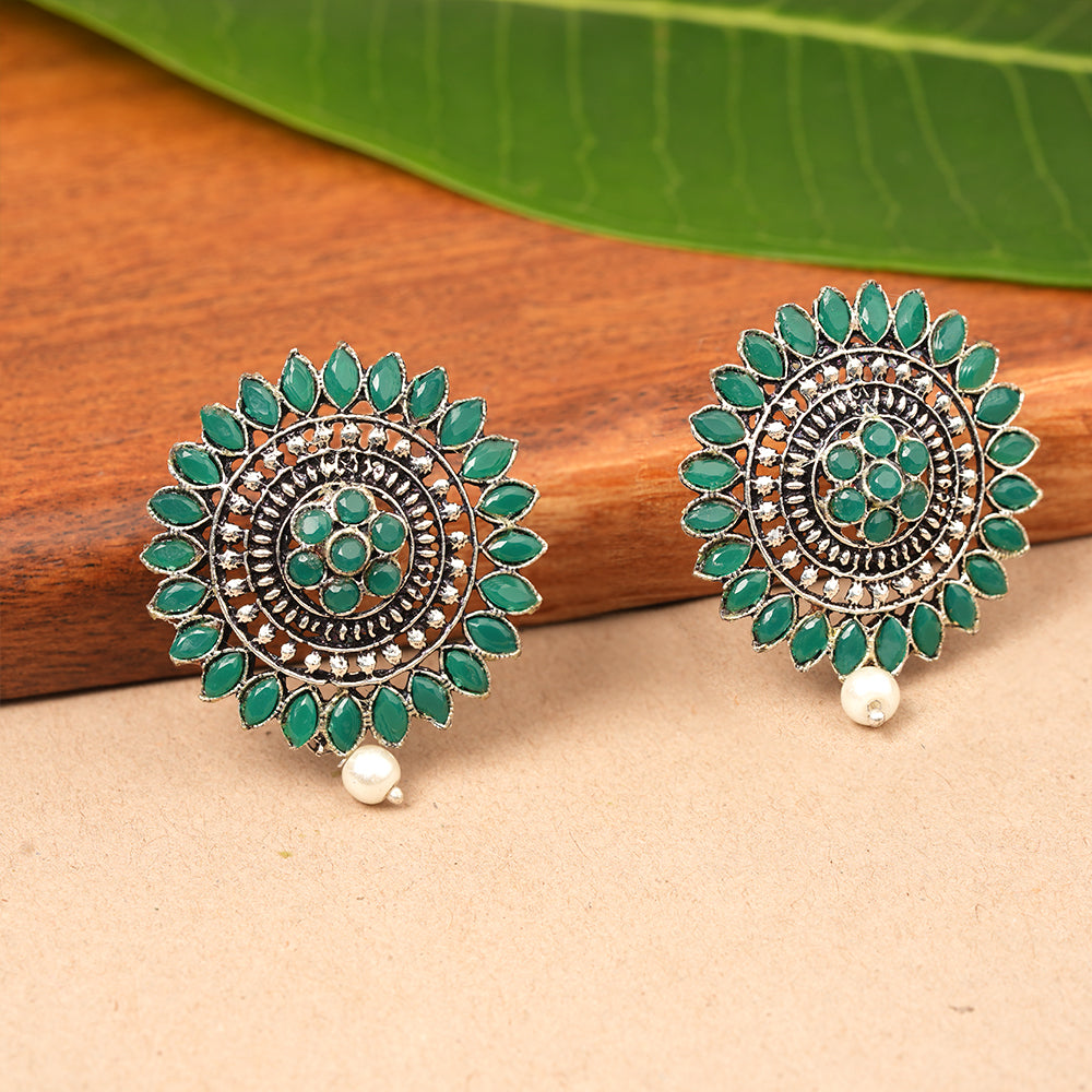 Traditional twish stud earring (Green)