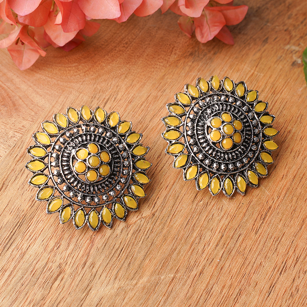 Traditional twish stud earring (Yellow)