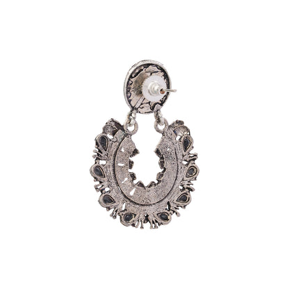 Diva Drops stud earrings (Black)