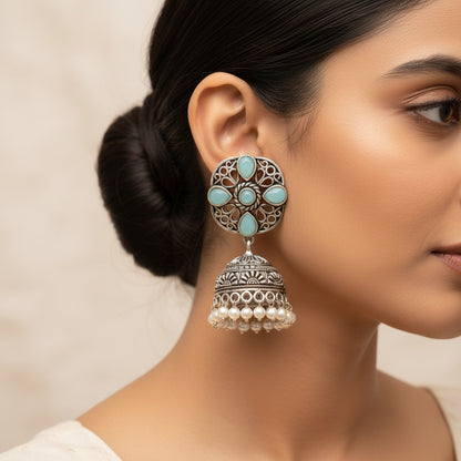 Curv & Swirl jhumka earring (Mint)