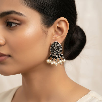 Zari carving drop stud earring (Black)