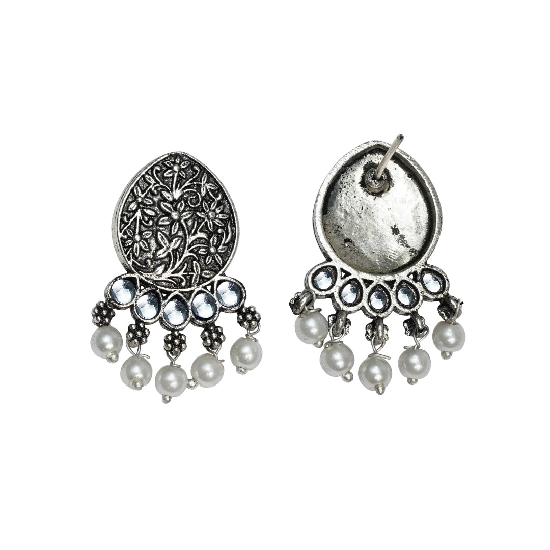 Zari carving drop stud earring (White)