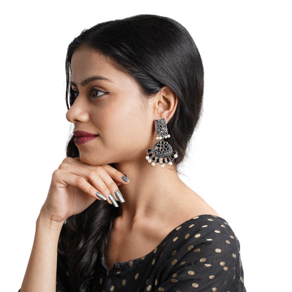 Charming Chandni Dangler earring (Black)