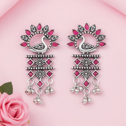 Marsh Muse dangler earring (Red)