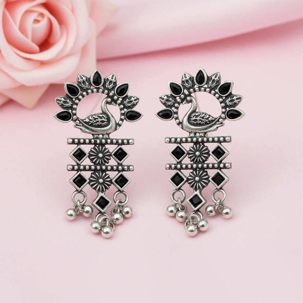 Marsh Muse dangler earring (Black)