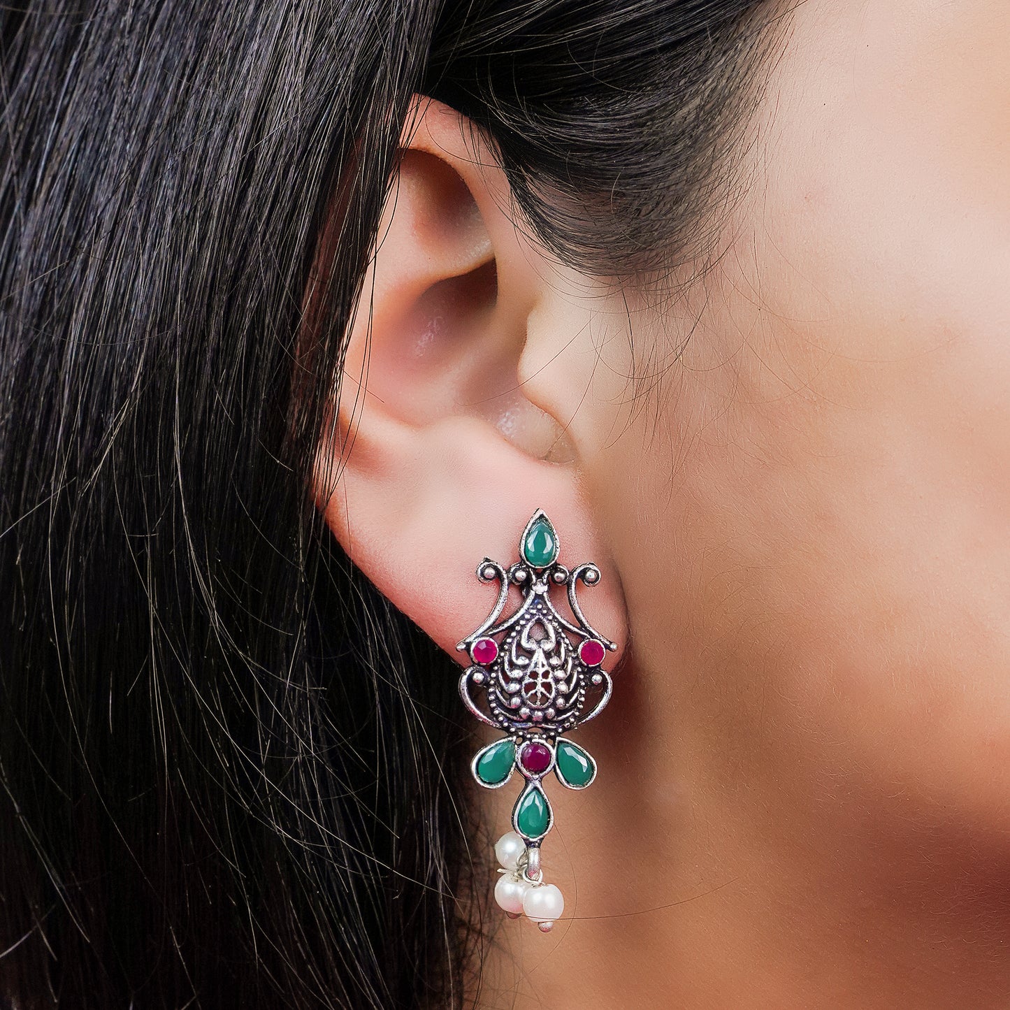 Flower motif hanging pearls dangler earring (Multicolored)