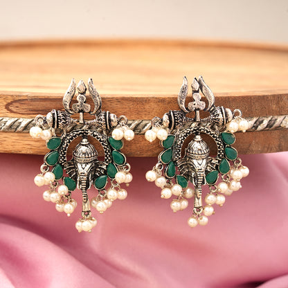 Sacred Sparkle pearl dangler earrings (Green)