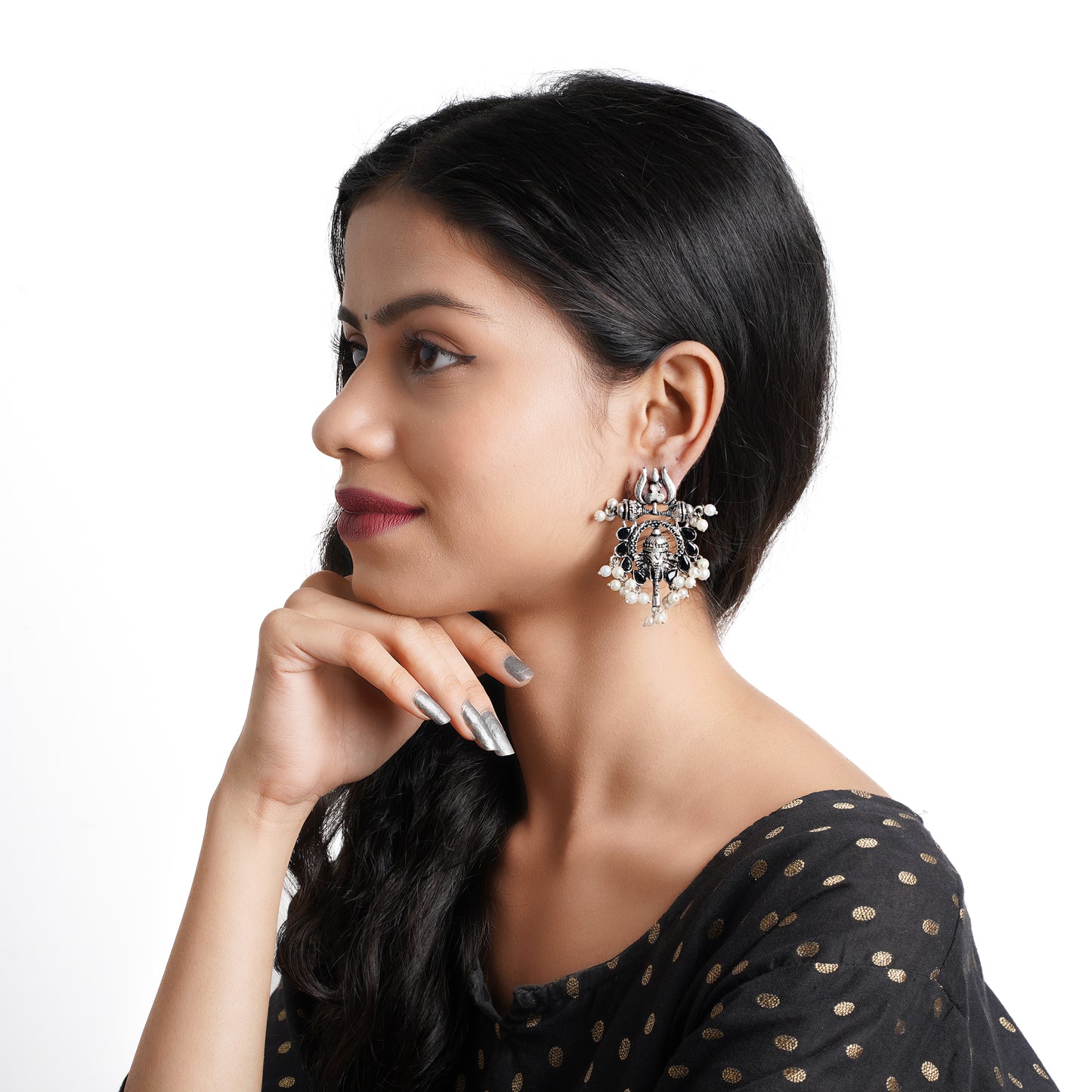 Sacred Sparkle pearl dangler earrings (Black)