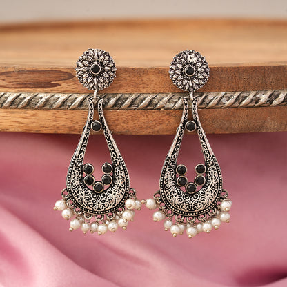 Shine Drop pearl dangler earring (Black)
