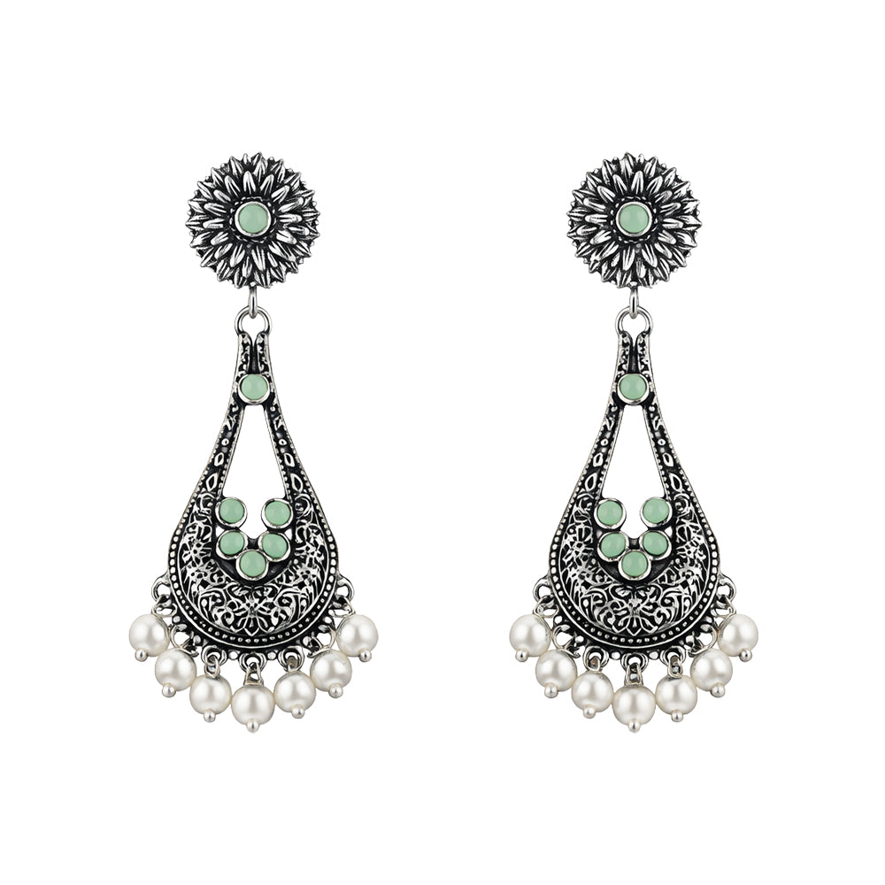 Shine Drop pearl dangler earring (Pista)