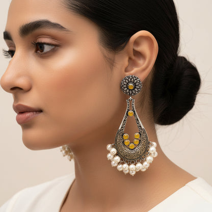 Shine Drop pearl dangler earring (Yellow)