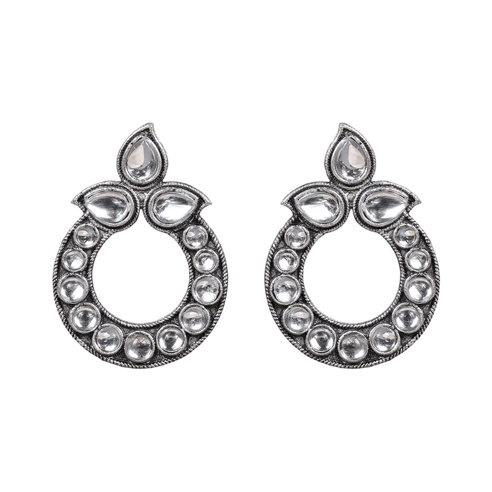 Petal Mandal stud earrings (White)