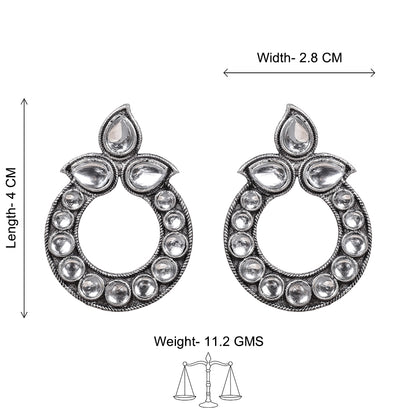 Petal Mandal stud earrings (White)