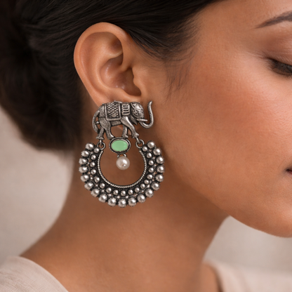 Elephant Arc dangler earrings (Pista)