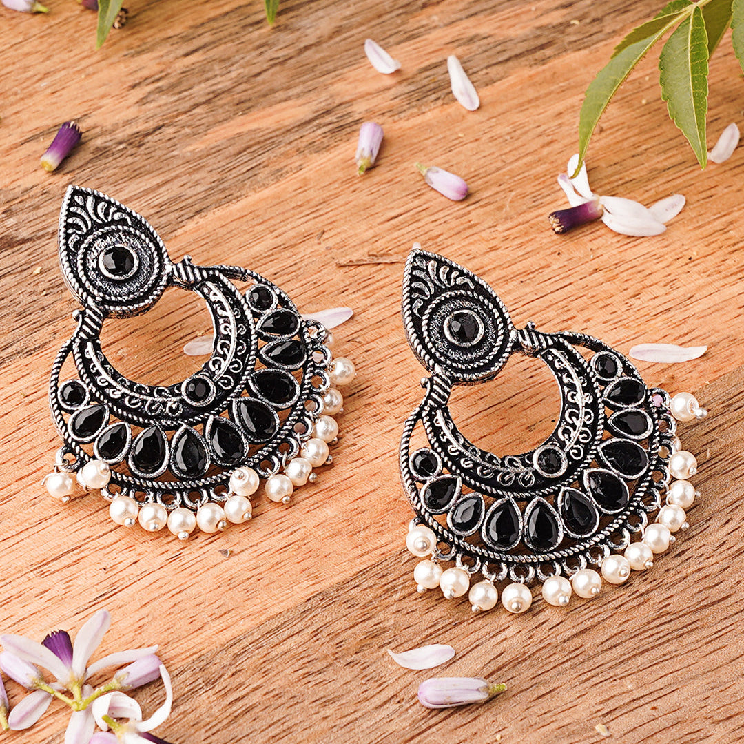 Charming Chaandbali pearl stud earrings (Black)