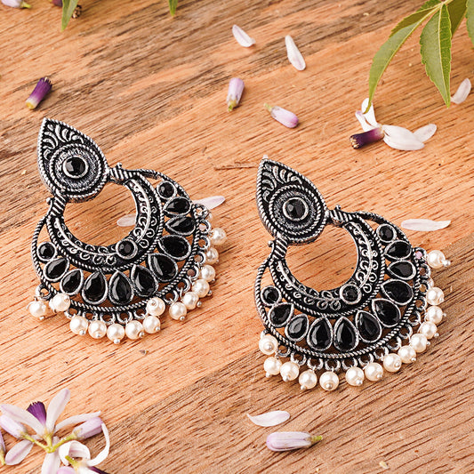 Charming Chaandbali pearl stud earrings (Black)