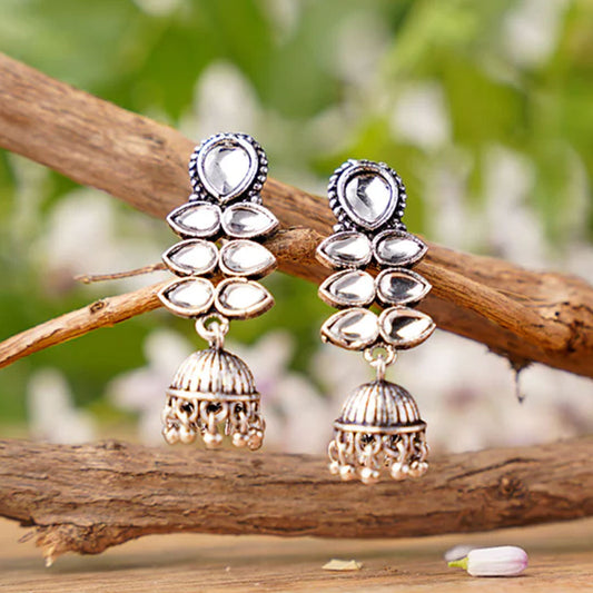 Dazzle Dash Jhumki earring (White)