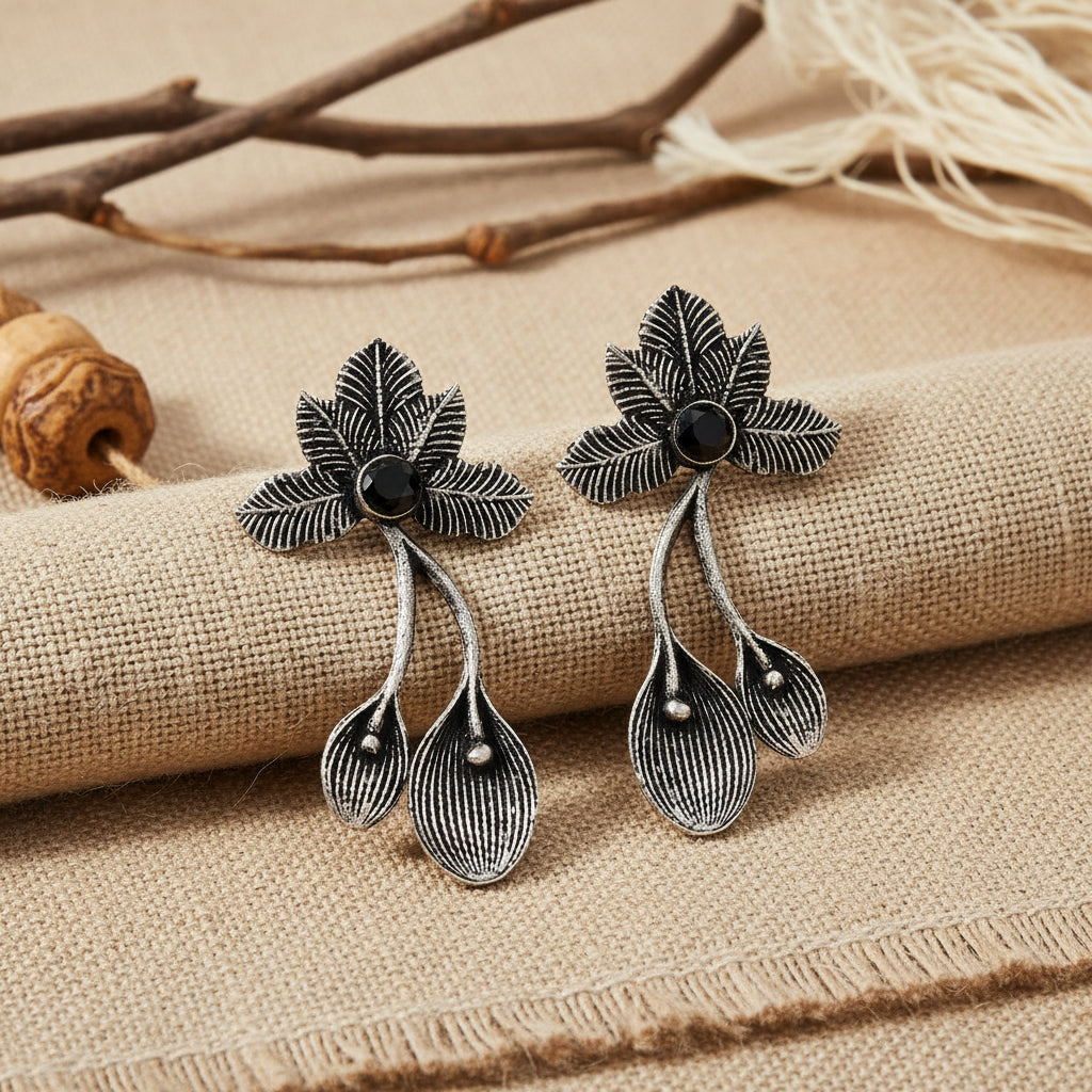 Bud Flower oxidized stud earrings (Black)