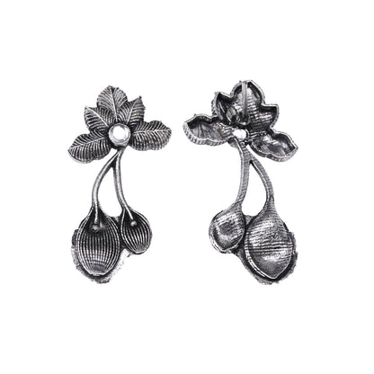 Bud Flower oxidized stud earrings (White)