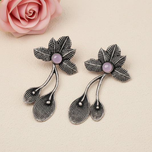 Bud Flower oxidized stud earrings (Baby Pink)