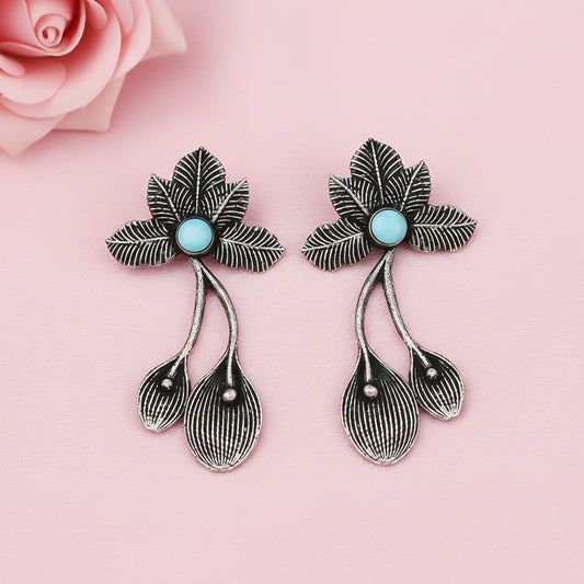 Bud Flower oxidized stud earrings (Sky Blue)