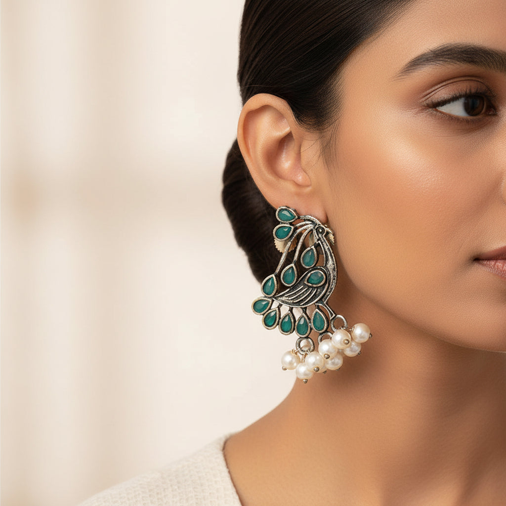 Chirpy Charm Stud earrings (Green)