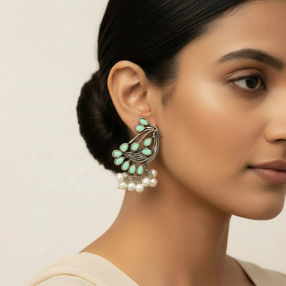 Chirpy Charm Stud earrings (Pista)