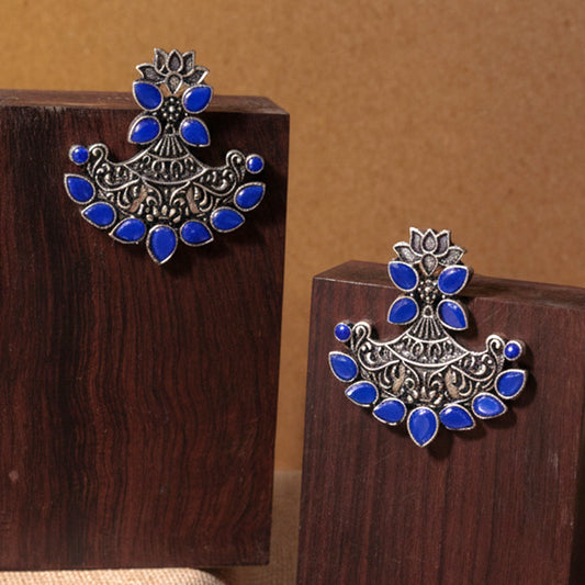 Shimmer and shine dangler earrings (Blue)