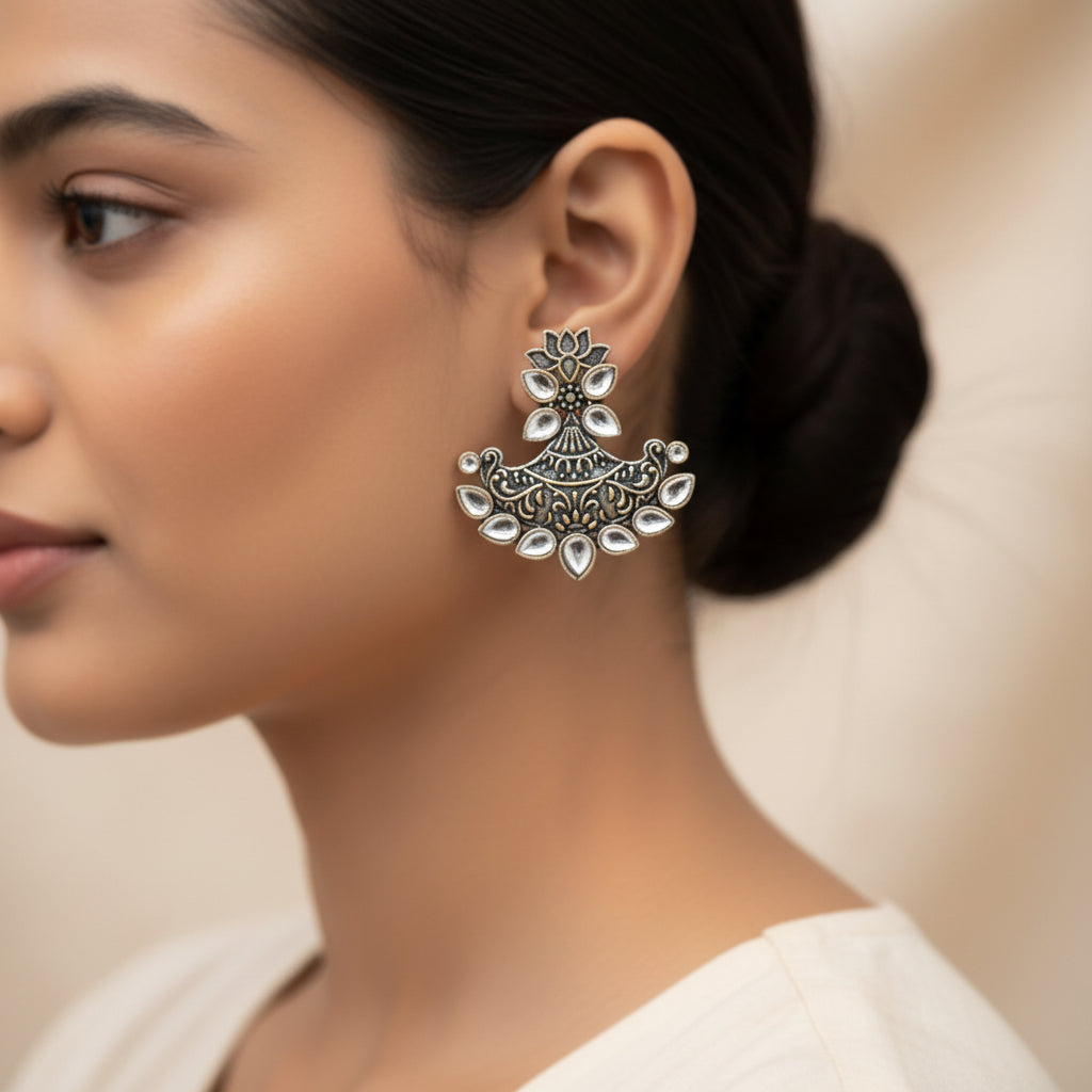 Shimmer and shine dangler earrings (White)