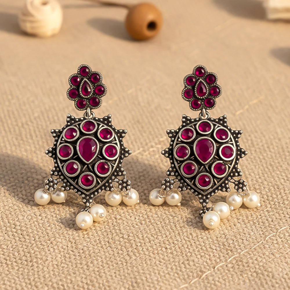 Drop Radiance dangler earrings (Red)