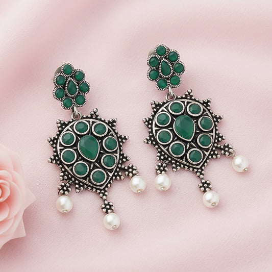 Drop Radiance dangler earrings (Green)