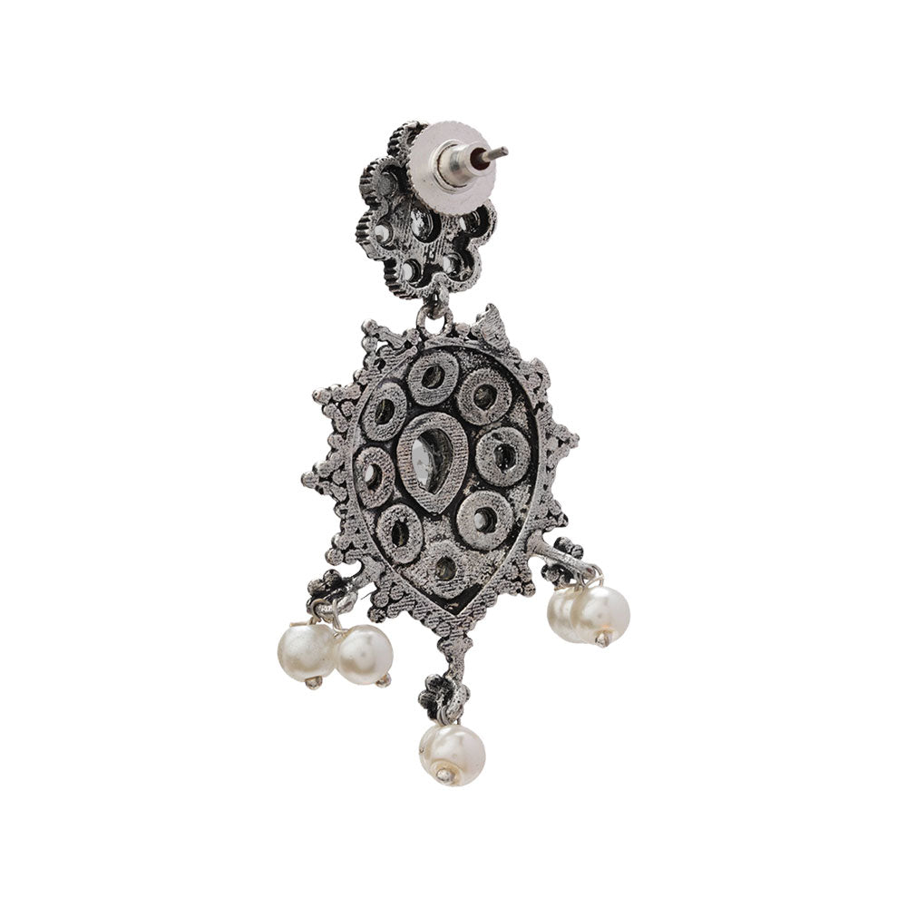 Drop Radiance dangler earrings (White)