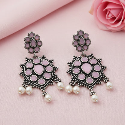 Drop Radiance dangler earrings (Baby Pink)