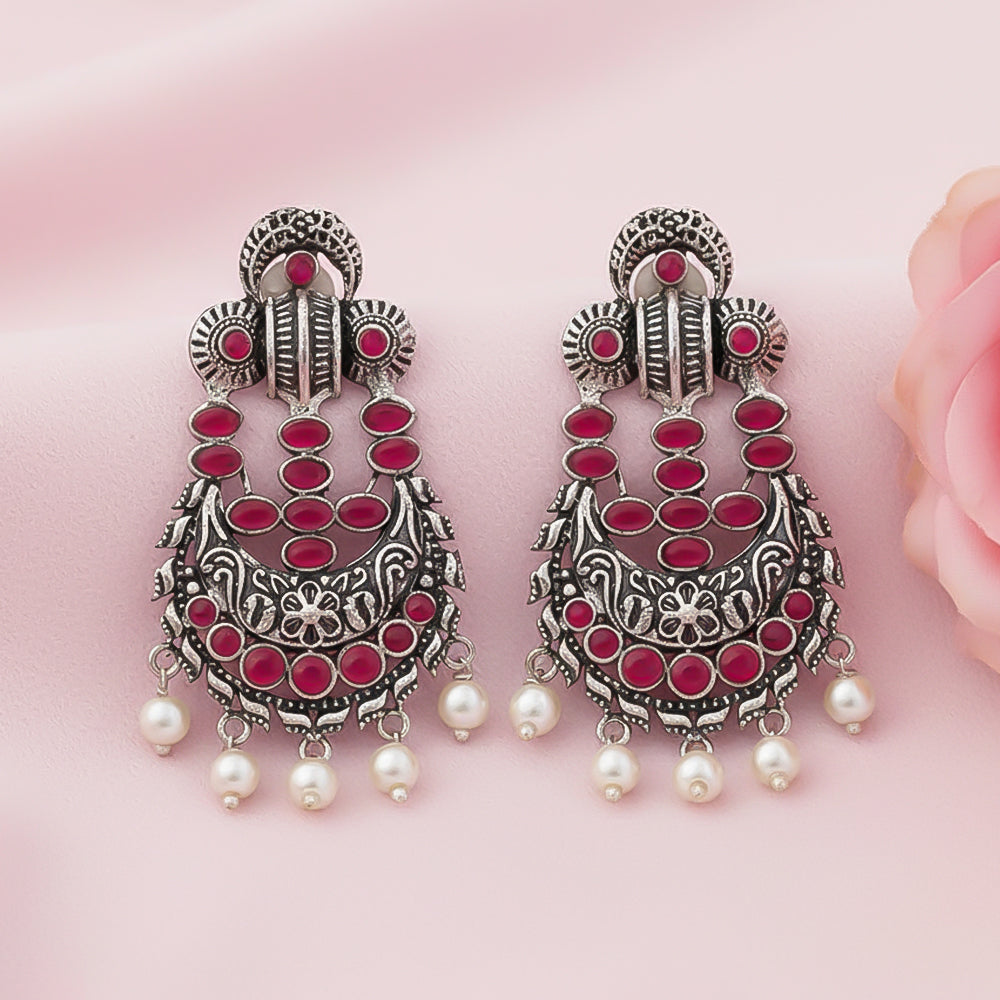 Heritage Bloom pearl stud earrings (Red)