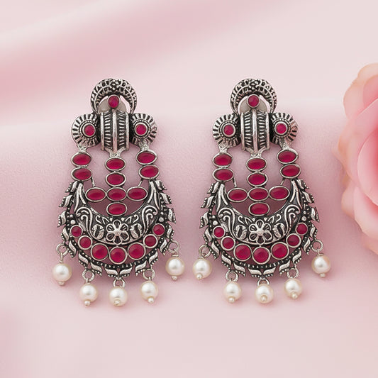 Heritage Bloom pearl stud earrings (Red)