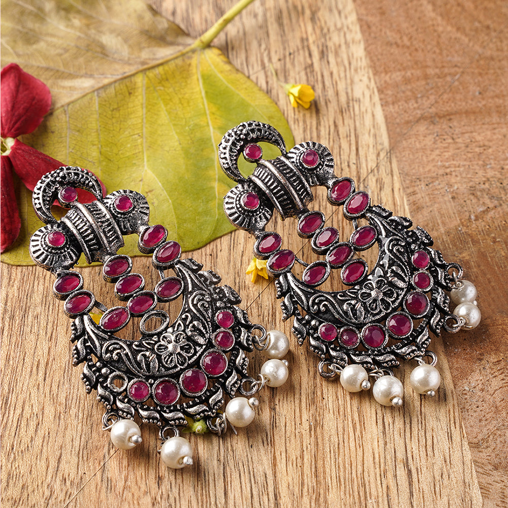 Heritage Bloom pearl stud earrings (Red)