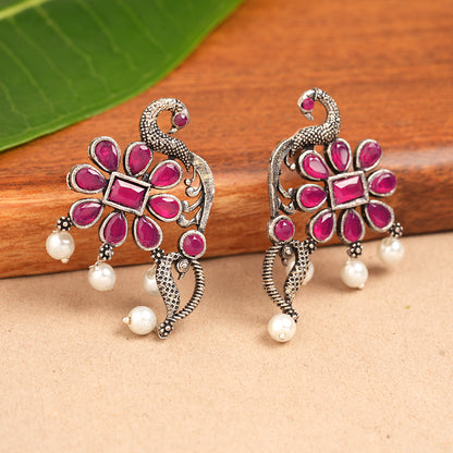Peacock flower pearl stud earrings (Red)