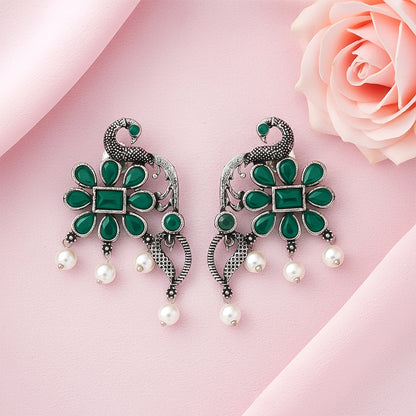 Peacock flower pearl stud earrings (Green)